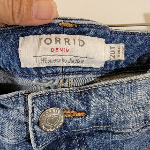 Torrid Womens Plus Size Jeans 20T Med Wash High-rise Skinny Stretchy Casual Cozy - Picture 7 of 10